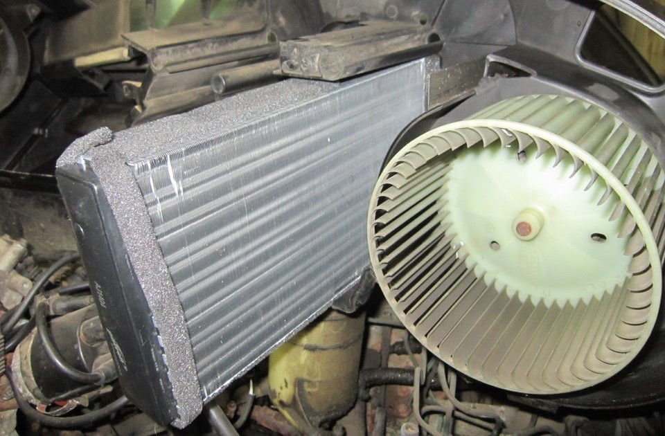 Радиатор и мотор