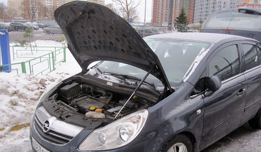 Замена ремня и генератора в Opel Corsa